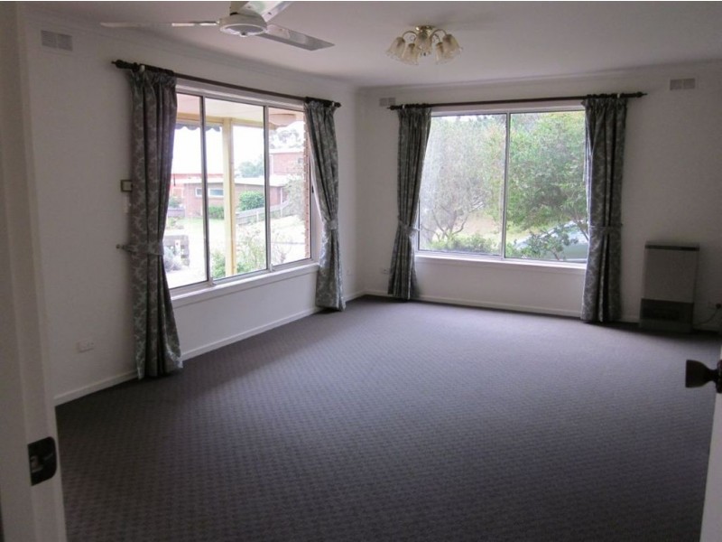 3 Charmaine St, Dromana VIC 3936