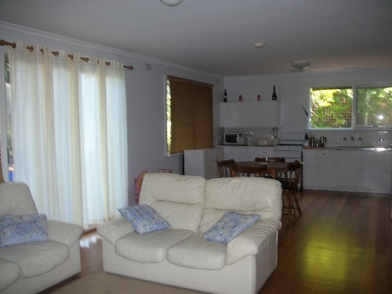 19 Prescott Ave, Safety Beach VIC 3936