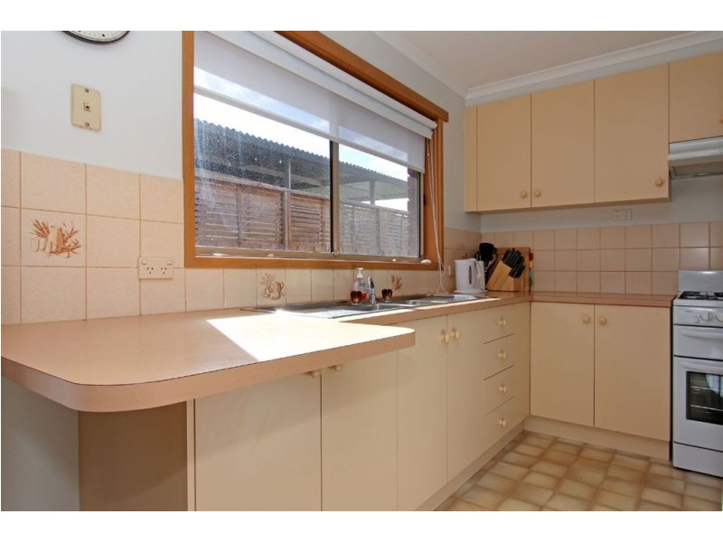 149 Seventh Ave, Rosebud VIC 3939