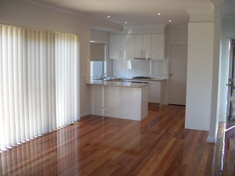 2/19 Como Crt, Dromana VIC 3936