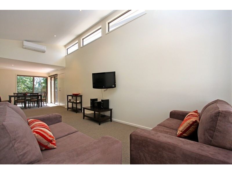 8-10 William Street, Mccrae VIC 3938
