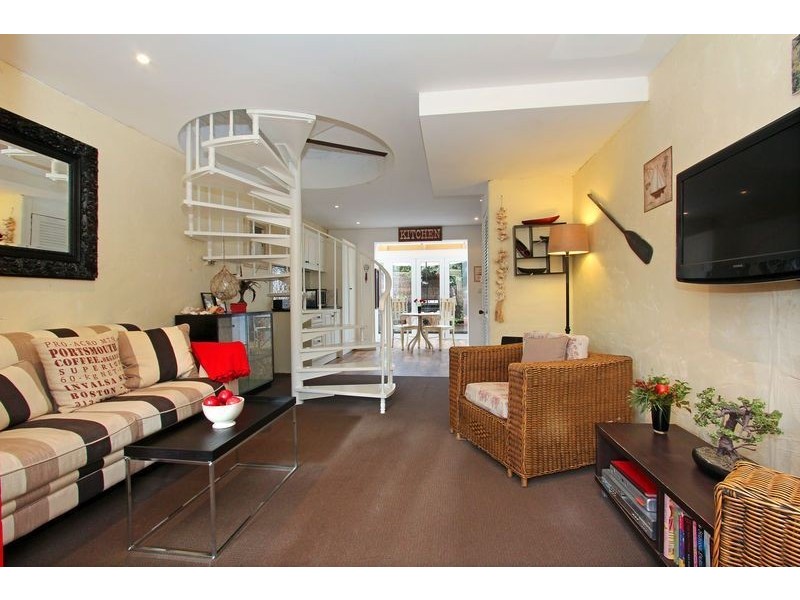 2/5 The Avenue, Mccrae VIC 3938