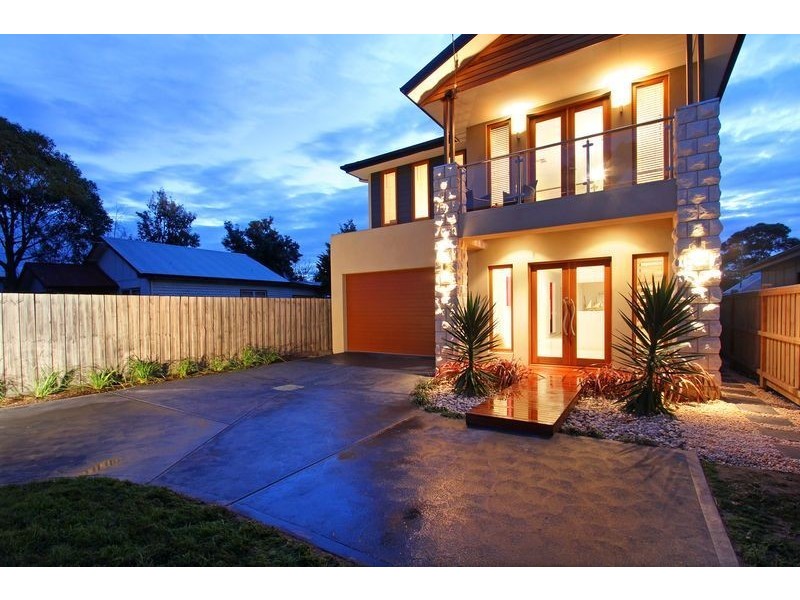 169 Dromana Parade, Safety Beach VIC 3936