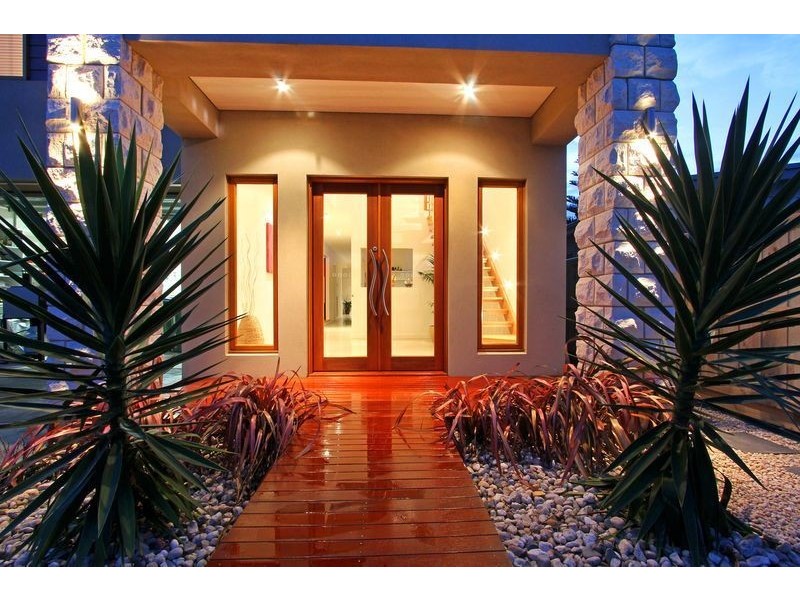 169 Dromana Parade, Safety Beach VIC 3936