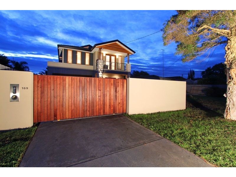 169 Dromana Parade, Safety Beach VIC 3936