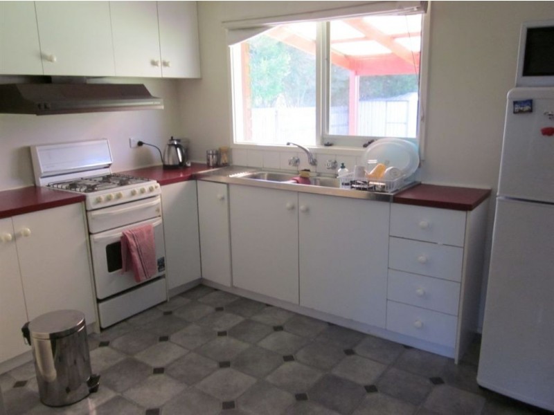 25 Coveside Ave, Safety Beach VIC 3936