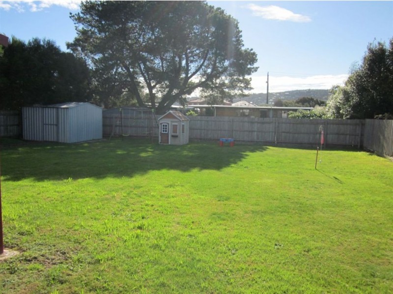 25 Coveside Ave, Safety Beach VIC 3936