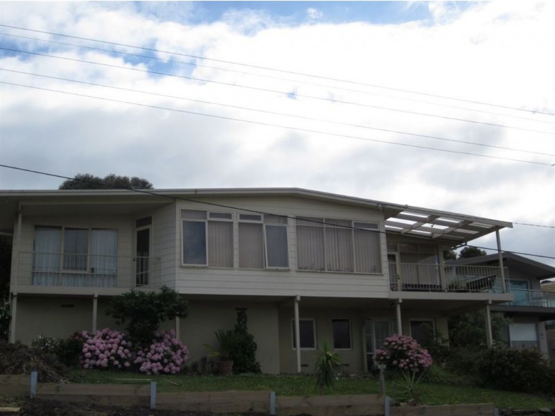 22 Mount Martha Rd, Mount Martha VIC 3934