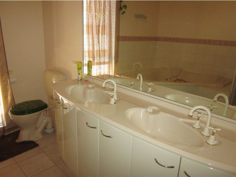 31 Dusky Drive, Safety Beach VIC 3936