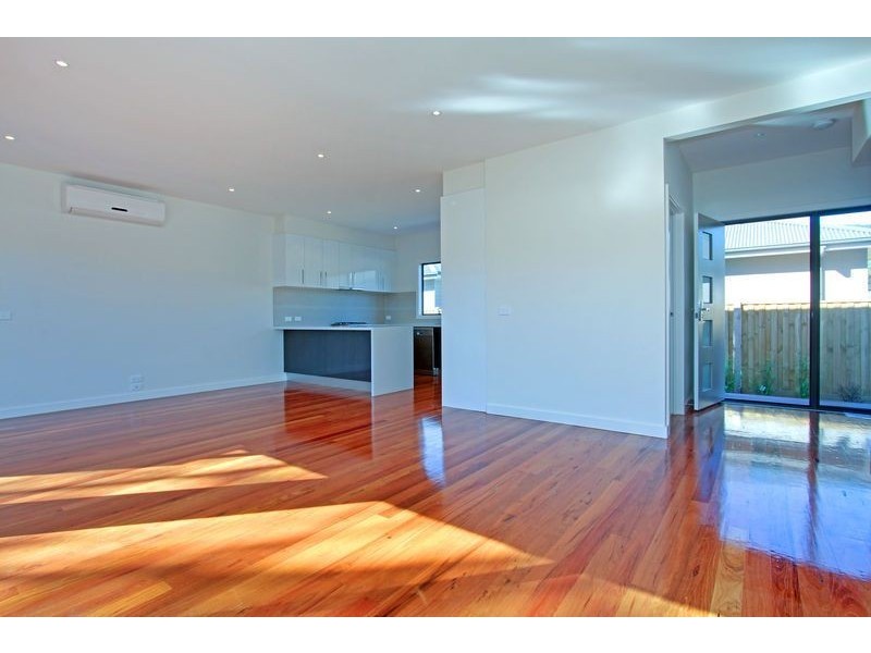 2/5 Highfield Road, Mccrae VIC 3938