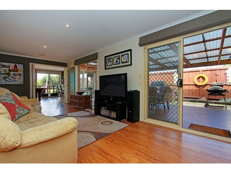 31 Lakeview Drive, Safety Beach VIC 3936