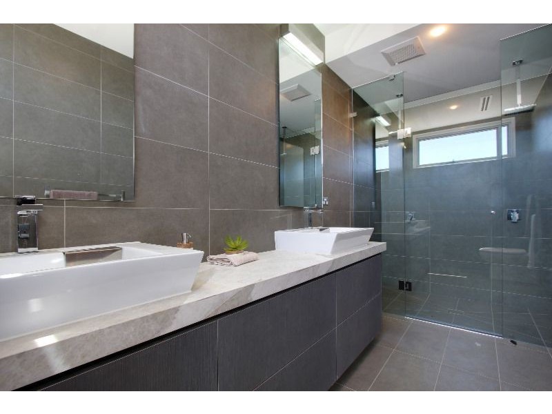 36 Clipper Quay, Safety Beach VIC 3936