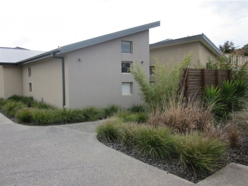 2/29-31 Dromana Pde, Safety Beach VIC 3936