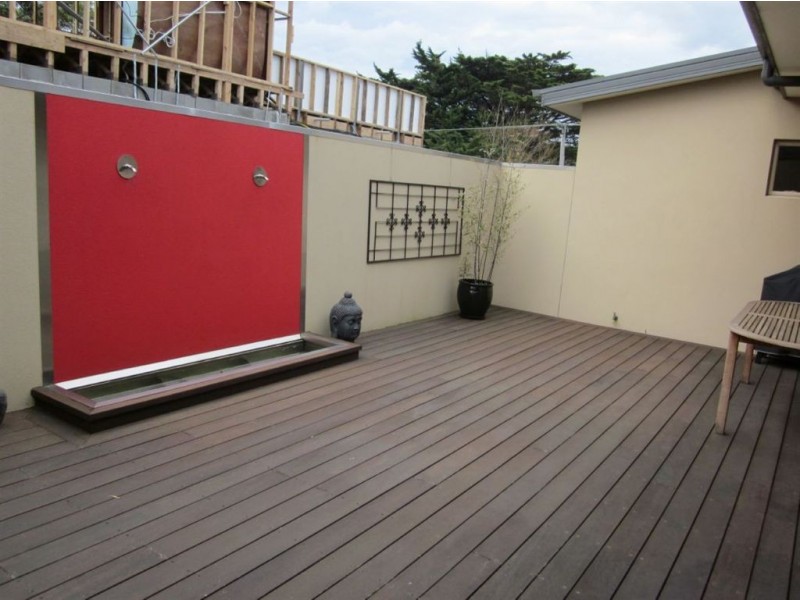 2/29-31 Dromana Pde, Safety Beach VIC 3936