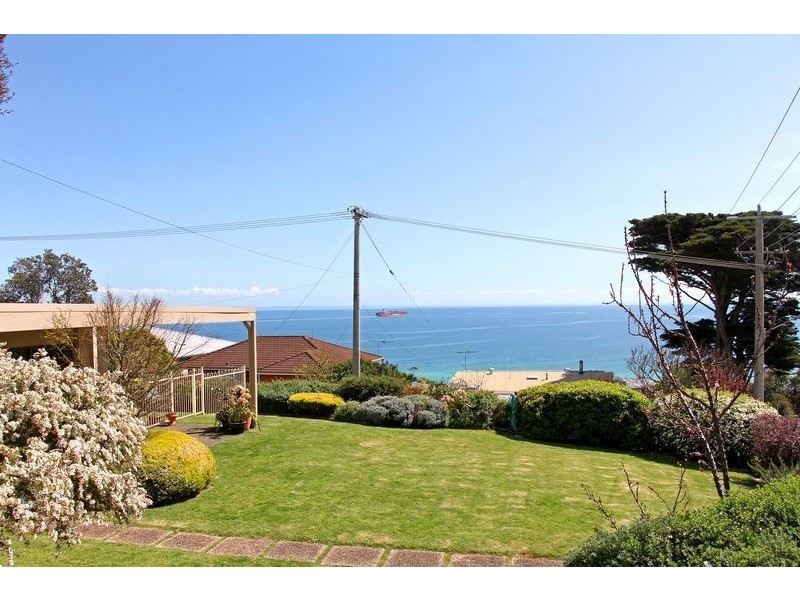 92 Latrobe Parade, Dromana VIC 3936