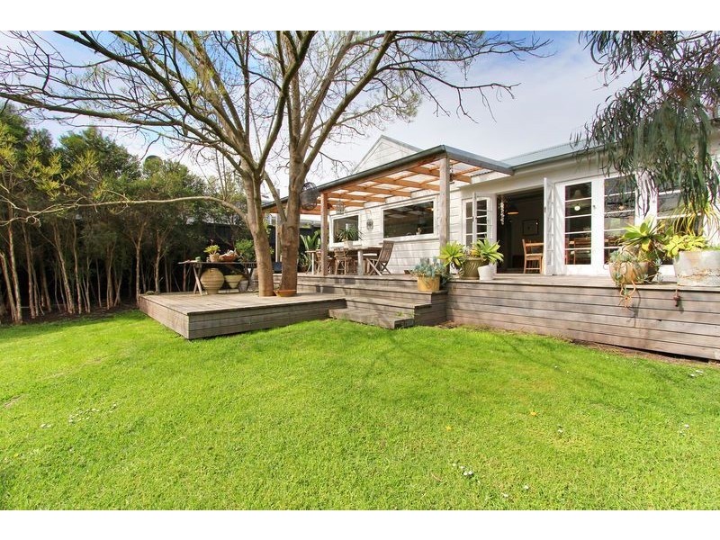 18 Catherine Street, Mccrae VIC 3938