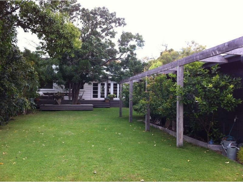 18 Catherine Street, Mccrae VIC 3938