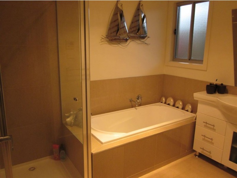 2/5 Thomas St, Dromana VIC 3936