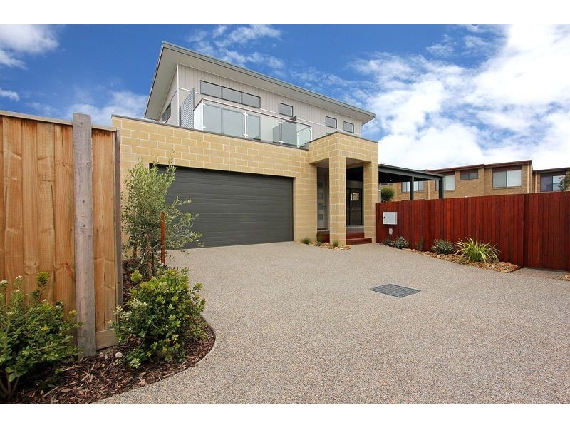 3/4 Heales Street, Dromana VIC 3936