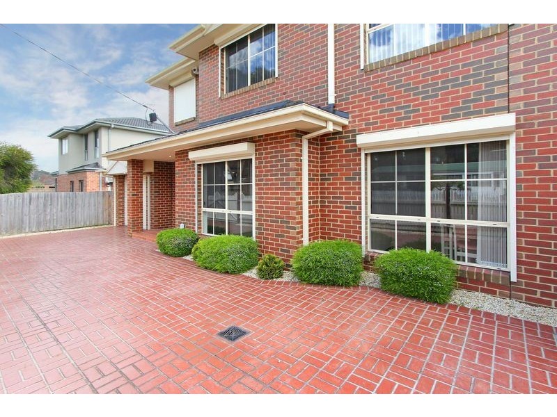 2b Watson Avenue, Dromana VIC 3936