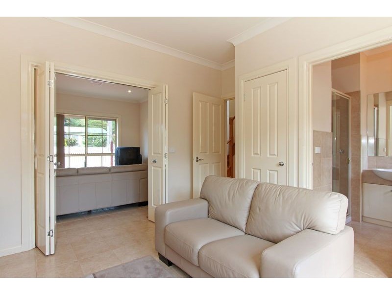 2b Watson Avenue, Dromana VIC 3936