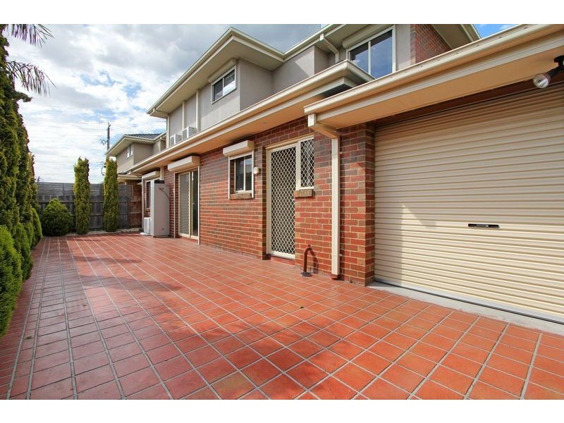 2b Watson Avenue, Dromana VIC 3936