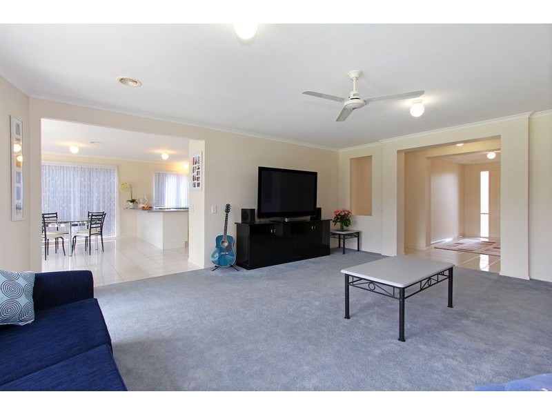 7 Somerset Place, Safety Beach VIC 3936