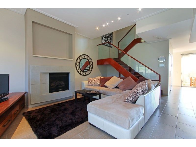 9 Helm Avenue, Safety Beach VIC 3936