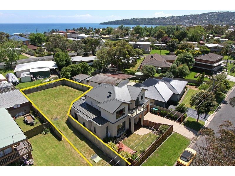 43 Brian Street, Safety Beach VIC 3936