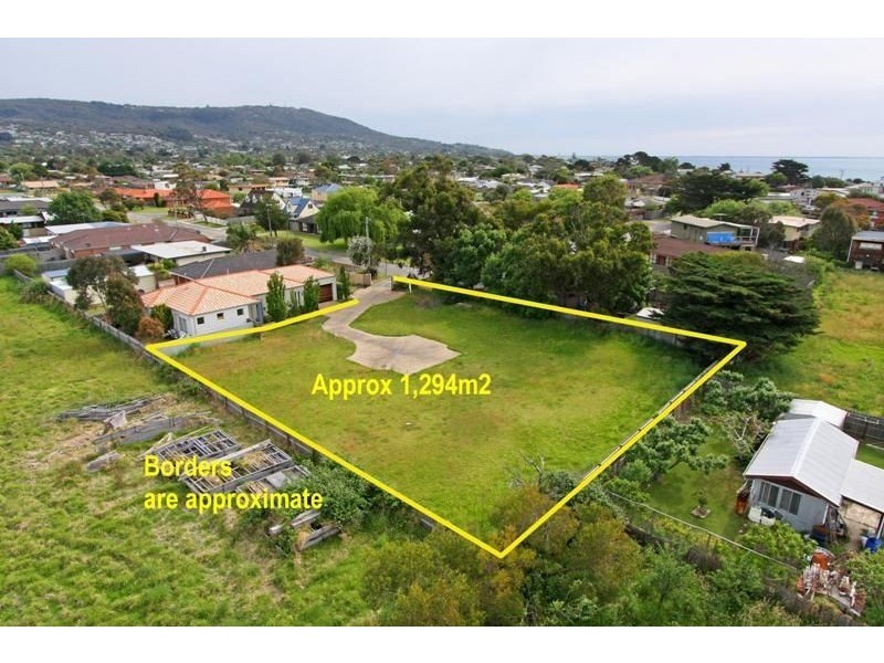 18-20 George Street, Safety Beach VIC 3936