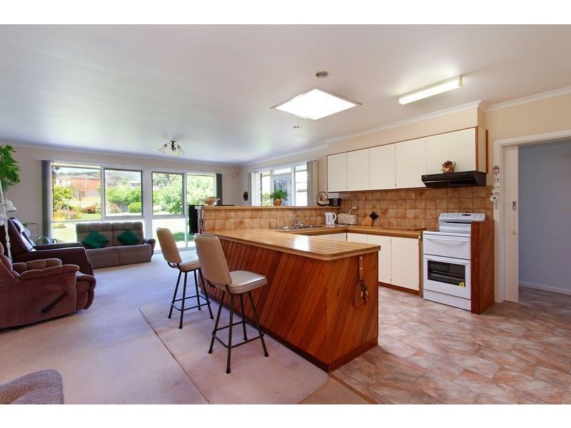 16 Thomas Street, Dromana VIC 3936