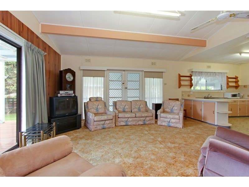 118 Dromana Parade, Safety Beach VIC 3936