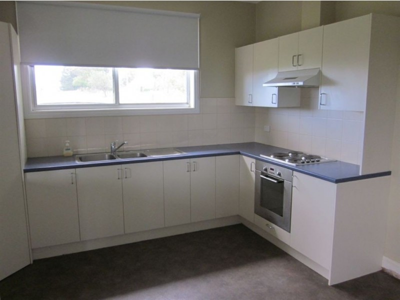 99 Donaldsons Rd, Red Hill VIC 3937