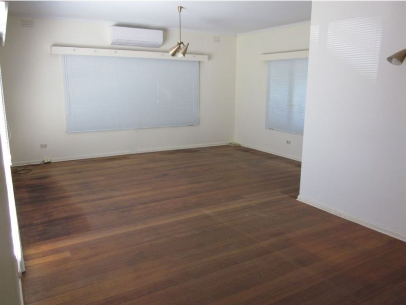 16 Bartels St, Mccrae VIC 3938