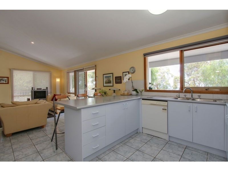 28 The Boulevard, Mccrae VIC 3938