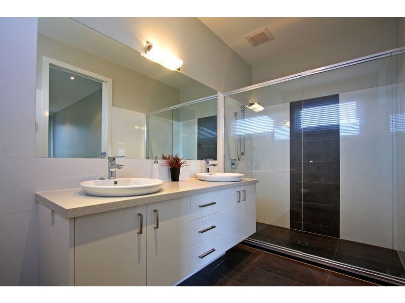 1b Davies Street, Safety Beach VIC 3936