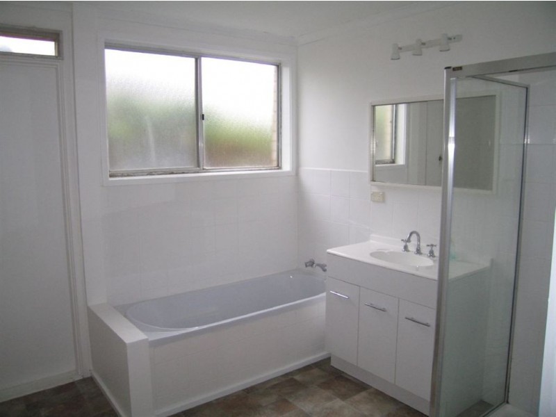 33 Tennent St, Dromana VIC 3936