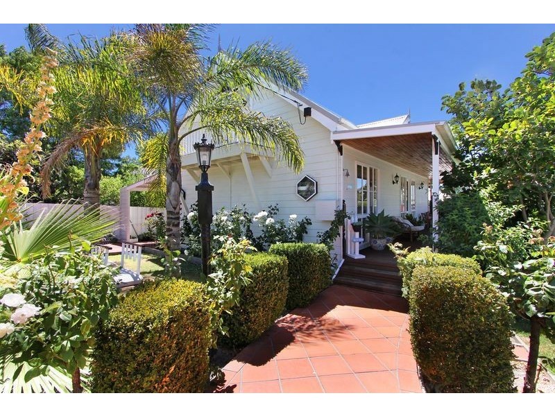 2 Elizabeth Avenue, Dromana VIC 3936