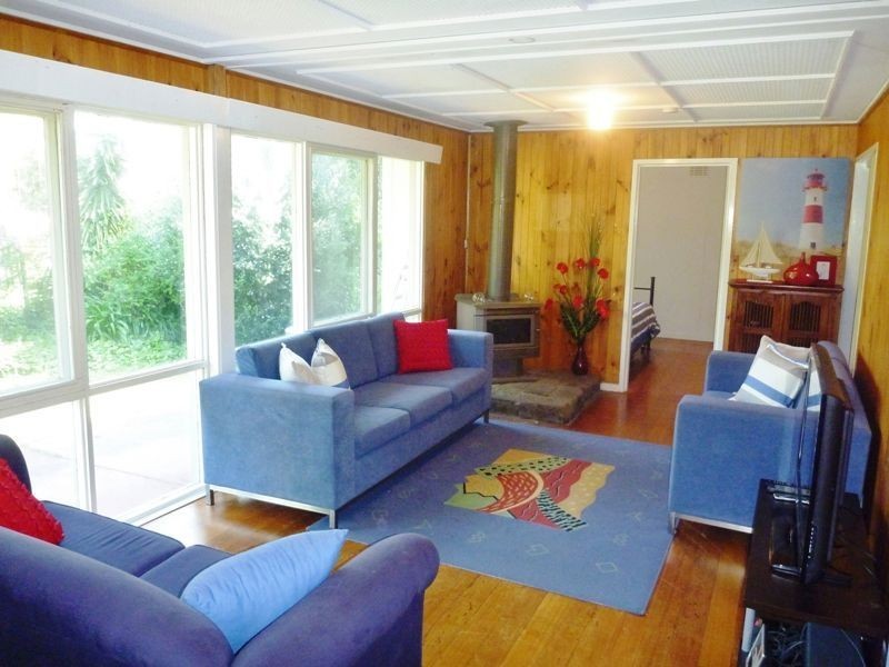 18 South Road, Mccrae VIC 3938