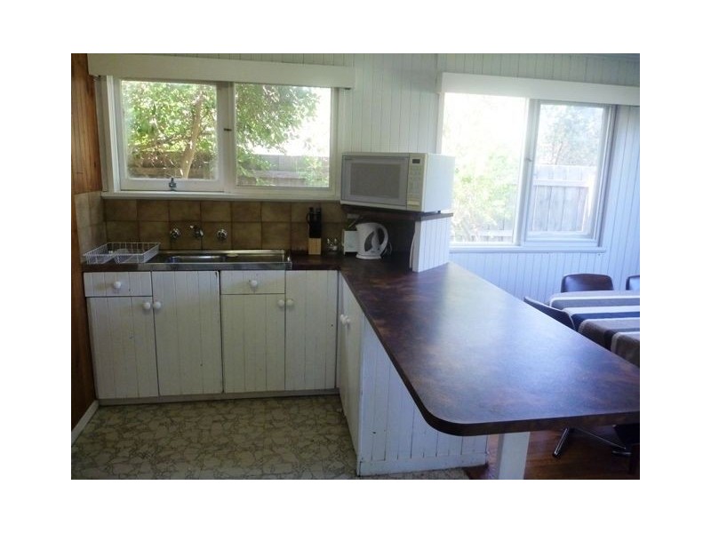 18 South Road, Mccrae VIC 3938