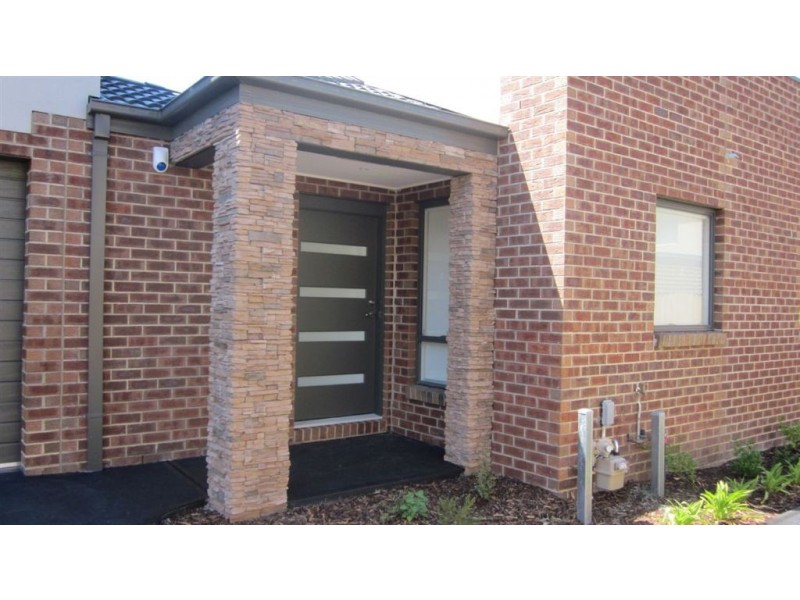 2/33 Dromana Parade, Safety Beach VIC 3936