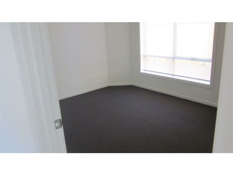 2/33 Dromana Parade, Safety Beach VIC 3936