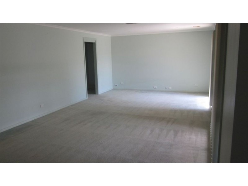 47 Victoria Street, Safety Beach VIC 3936