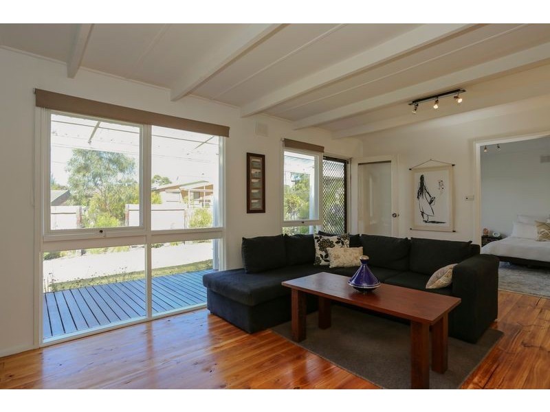 24 Lombardy Avenue, Dromana VIC 3936