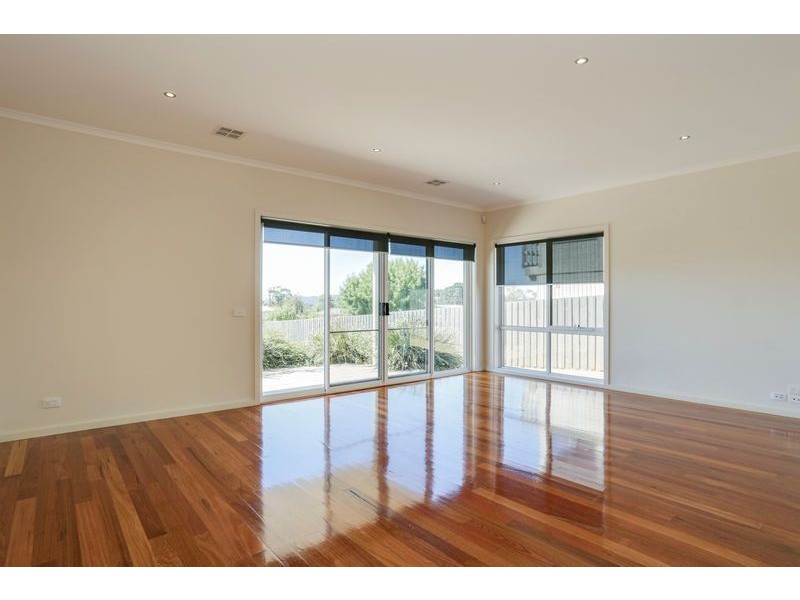 18 You Yangs Ave, Dromana VIC 3936