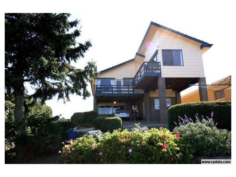 22 Stanley Crs, Mount Martha VIC 3934