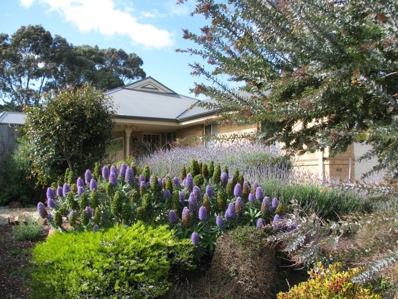 7 Malibu Way, Mount Martha VIC 3934