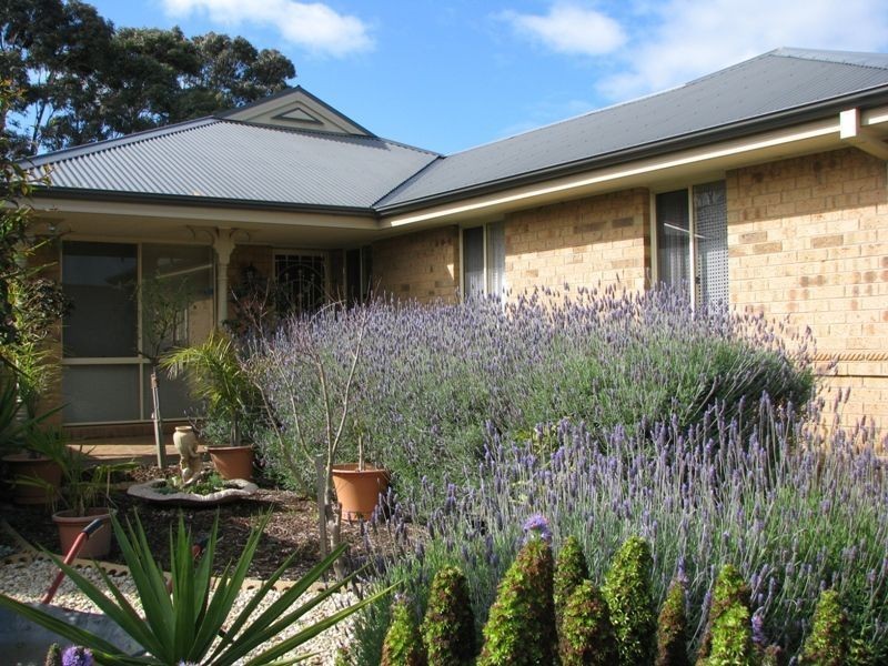 7 Malibu Way, Mount Martha VIC 3934