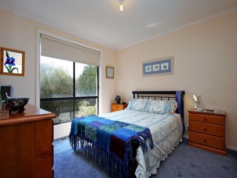 2/2 Iluka Street, Safety Beach VIC 3936