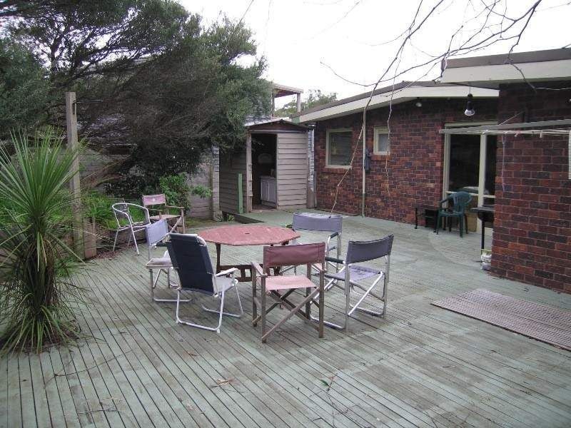 77 Bruce Road, Mount Martha VIC 3934